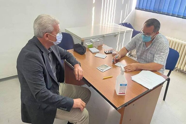Šefik Džaferović se revakcinisao u Zenici