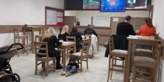 B644E79E AF3F 4EBE BFE1 55099740371F