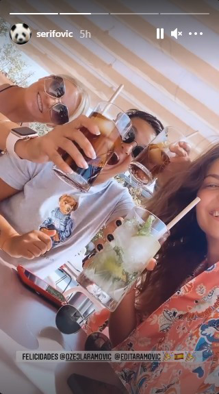 D5F8AD6C E1AB 4A05 8C49 2430680E4DA4