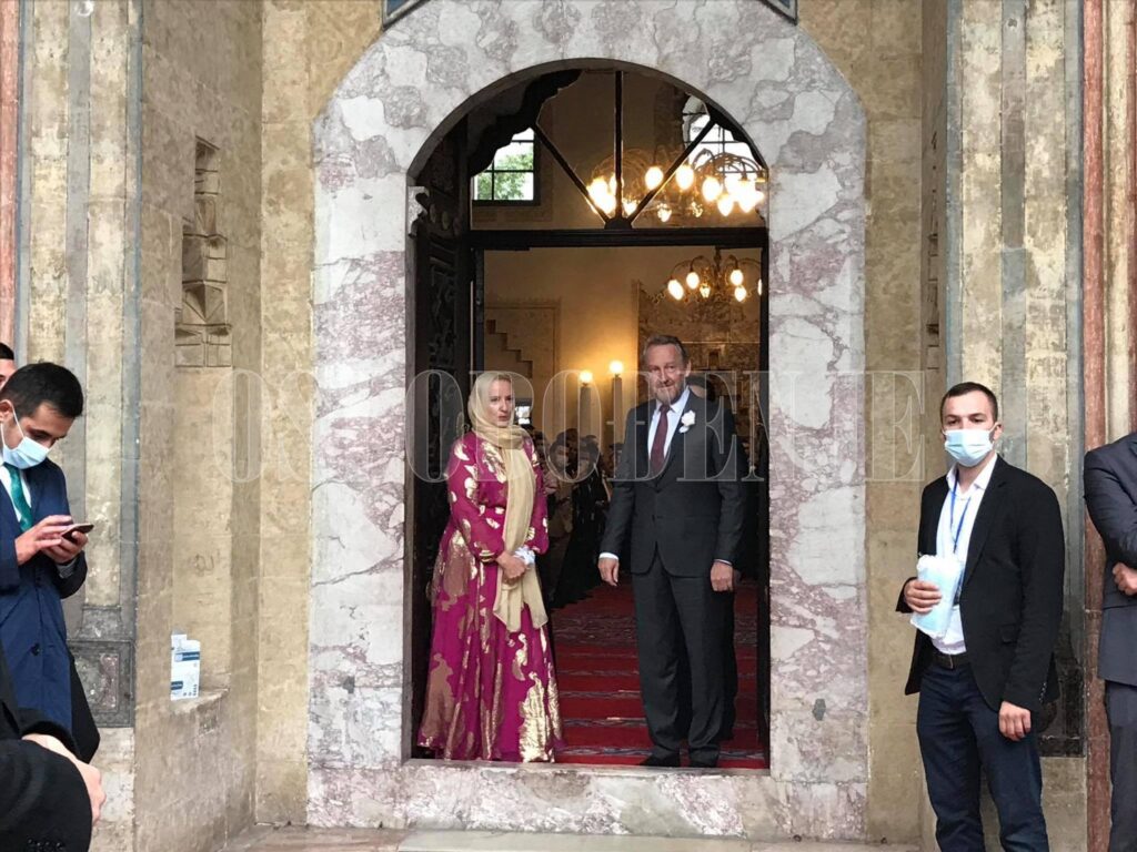 DB06ED91 1572 4C70 AD6B 8B3EFD06020A