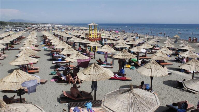 Mladić iz BiH utopio se na Velikoj plaži u Ulcinju