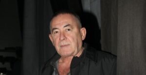 Mima KARADZIC e1629551591429 750x388 1