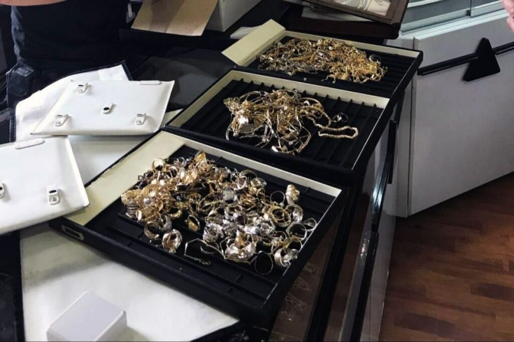 Zlatni Nakit UIOBiH1