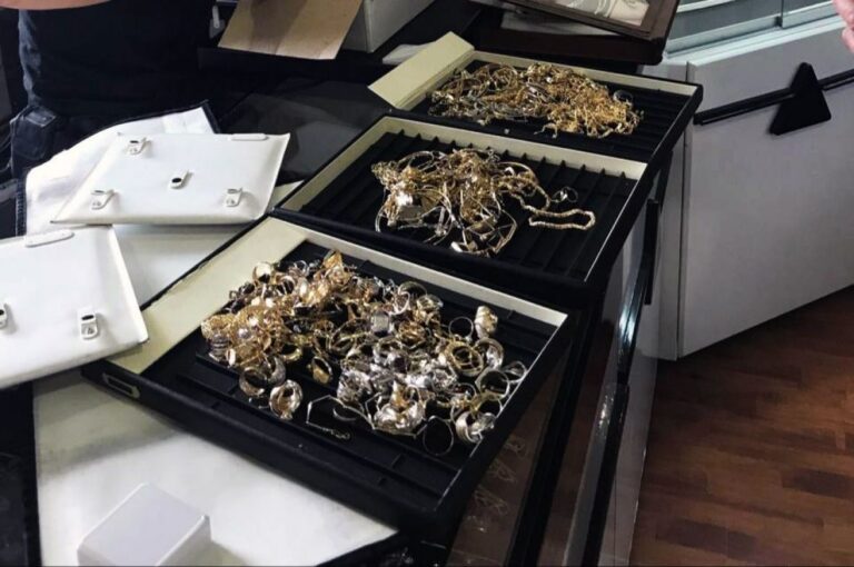 Novi trend koji je osmislila japanska kompanija: Nakit za međunožje