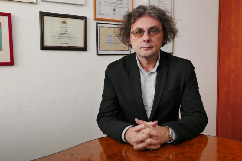 b24927cea21c60a252f749cf4000440a