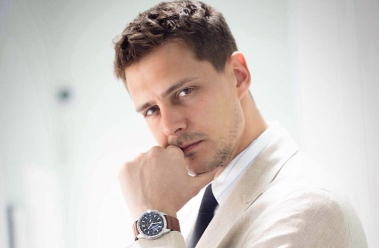 Miloš Biković zaintrigirao selfijem, da li je to nova djevojka?