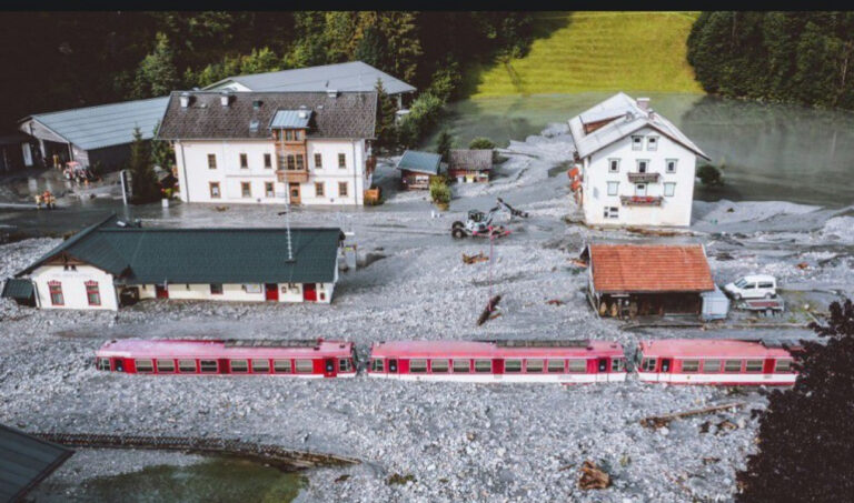 Odron zatrpao voz u Austriji