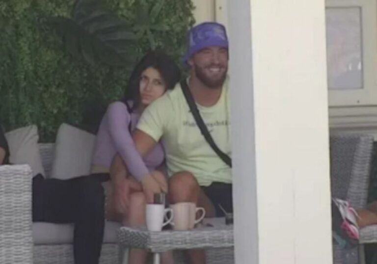 Maloljetna Milica ušla u Zadrugu 5 da dokaže da nisu sve kao Mina, a prvu noć završila u krevetu sa Mensurom!