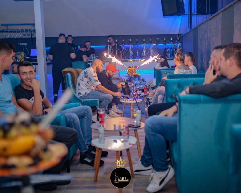 09A1D04D B5DA 4DD0 B21D DDDFF4F3739D