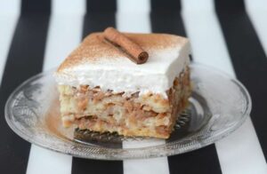 1631377614 1631352619 61773453 kolac jabuke 750x490 1