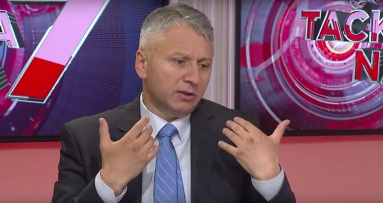 1631548179 ghjk 750x398 1