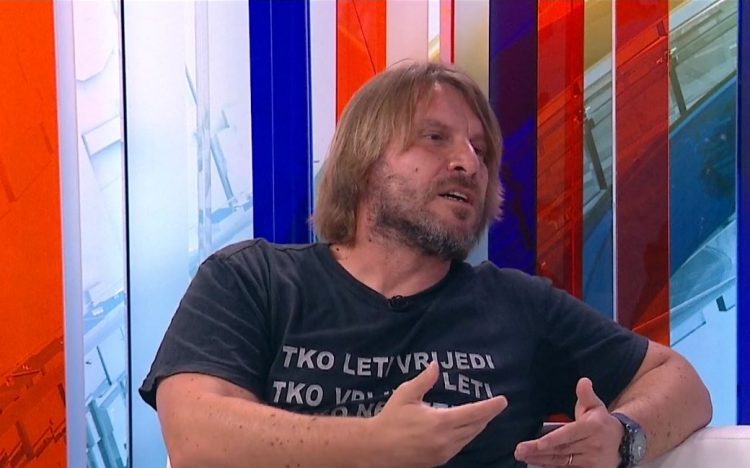 1632221834 sasa ceci 10 7 750x468 1