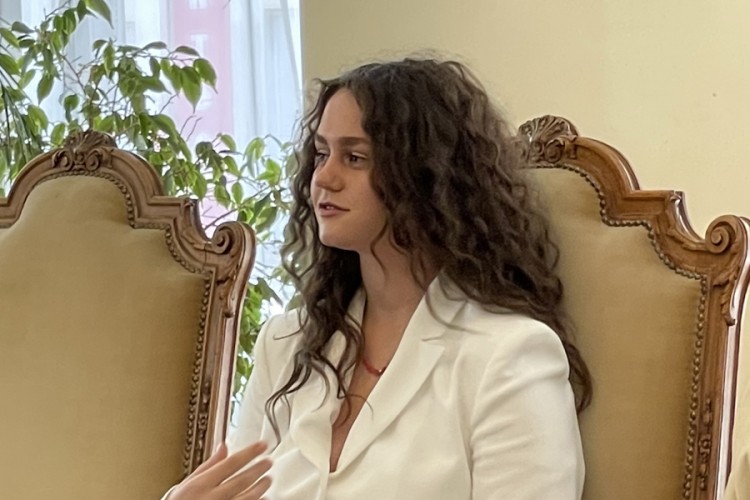 20210909171006 680197