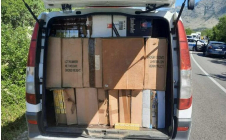 SLUČAJ U BIH: Švercujući cigarete izazvao saobraćajnu nesreću i pobjegao