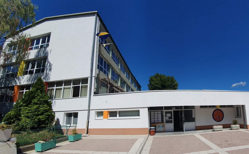 88FF6B32 62C2 49A5 B610 19E297076CFB