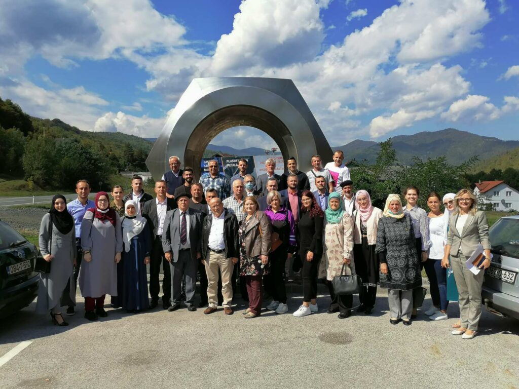 B95E0DF7 B689 49EB 941B 79028BA5EC25