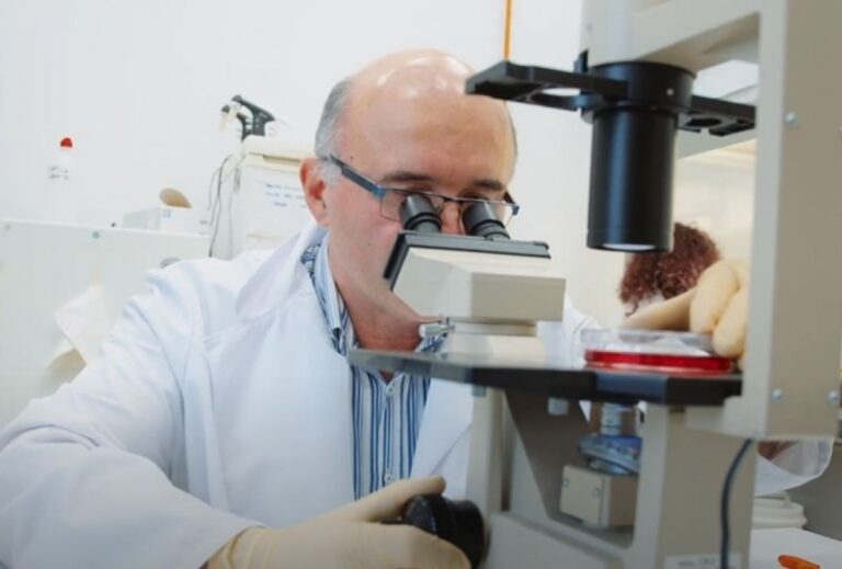 Imunolog Polić upozorio: Bilo bi loše da se preklope koronavirus i gripa