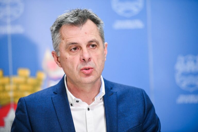 Nakon devet mjeseci na birou bivši gradonačelnik Banje Luke Igor Radojičić dobio posao