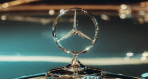 mercedes logo unsplash 1