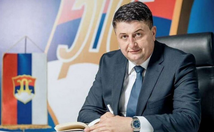 Radović: Dodik zamazuje oči narodu pričom o mirnom razdruživanju