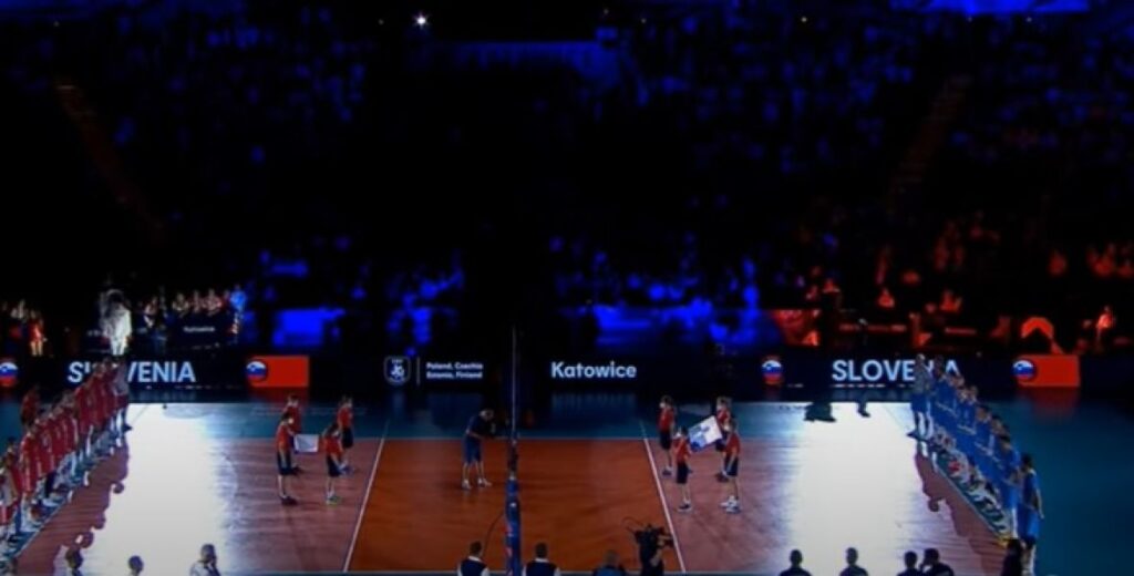 trenutak slovenija poljska