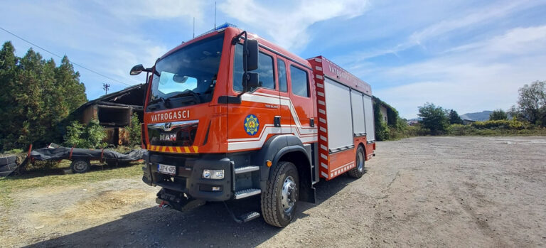 Prvo vatrogasno vozilo proizvedeno u BiH već je u upotrebi