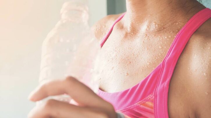 znoj znojenje vezbanje trening treniranje 282616 725x408 1