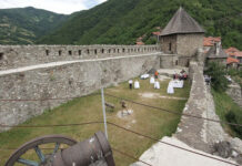 050821 tvrdava vranduk