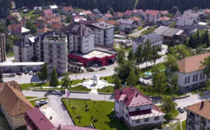 732B812D 774A 459B 9336 8B514815B8B9