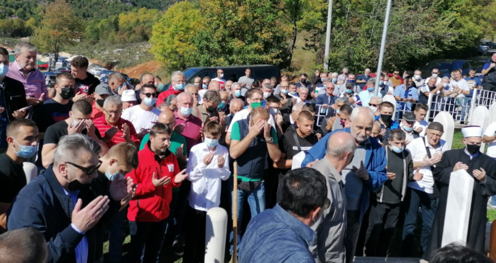 9845EB48 A026 4876 AC10 3DA791E66CB5