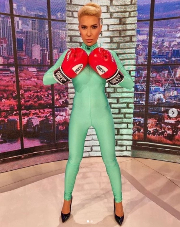 DC373E6E 66AA 4D9B BD3A D80B2141DA84