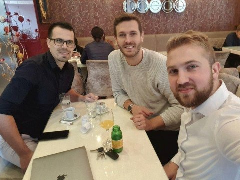 FE318689 C72E 451B A98E A6AC59A664DE