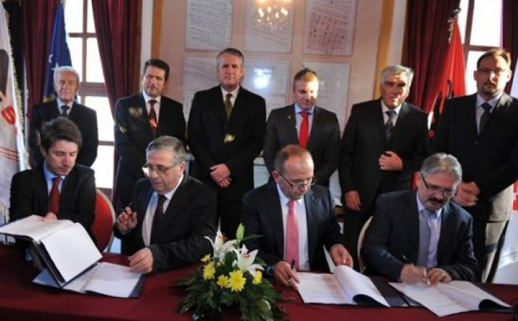 Afera “Pandora papiri: “Ko je bio direktor “Energoinvesta” kada je potpisan ugovor sa Albanijom