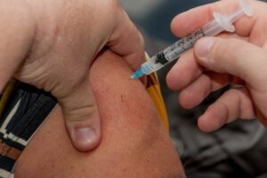 flu shot 1719334 1280 750x500 1