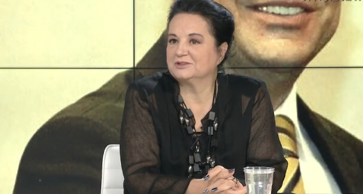 svetlana cenic screenshot 1