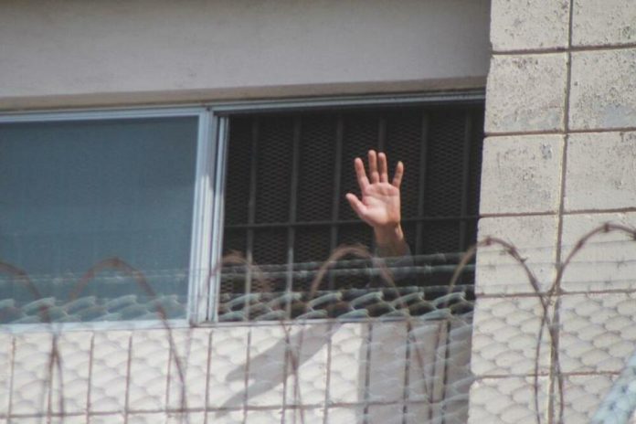 zatvor kinez 696x464 1