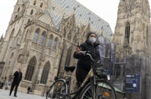 000 8VD3L7 1 750x490 1