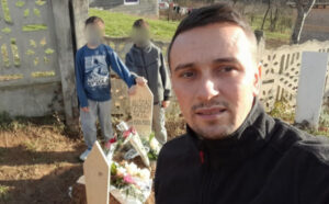 1C17079E AA5F 4D0C 9A82 8802D5ADA11B