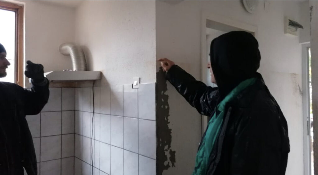 6F2920E8 40E0 4DBA 87CF 38E29D94BA24