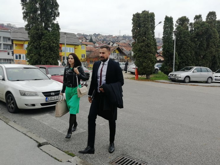 8F61185B B3A8 402F B5DE CC1D92B2252F