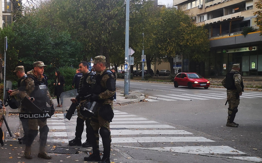 D3698FCA 7BED 4FAC 878C F430D0AF3A31