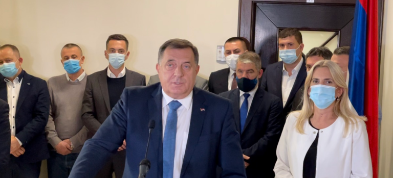 Objavljen plan vlasti Republike Srpske: Dodik želi svoju vojsku, lične dokumente, graničnu policiju..
