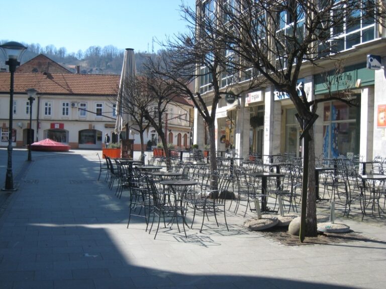 Nakon skraćenja radnog vremena: Ugostitelji u TK otpuštaju radnike i zatvaraju objekte