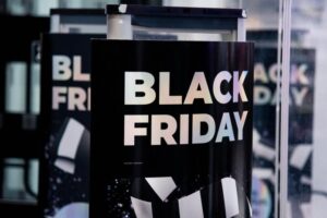 crni petak 3 696x464 1
