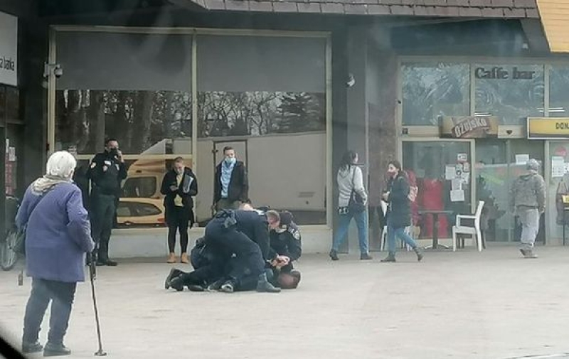 d1e8a6f5317c1ef2df5d44ffa25079a8