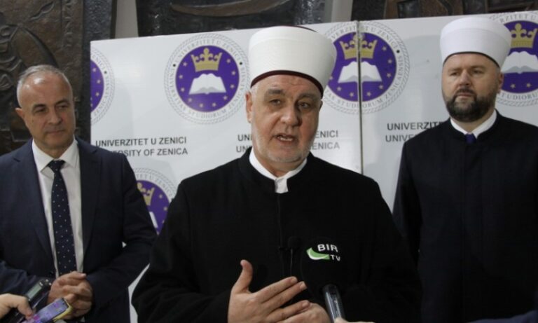 Promovirana monografija “Sjećanje o Husejinu Smajloviću”, autora Faruka Midžića