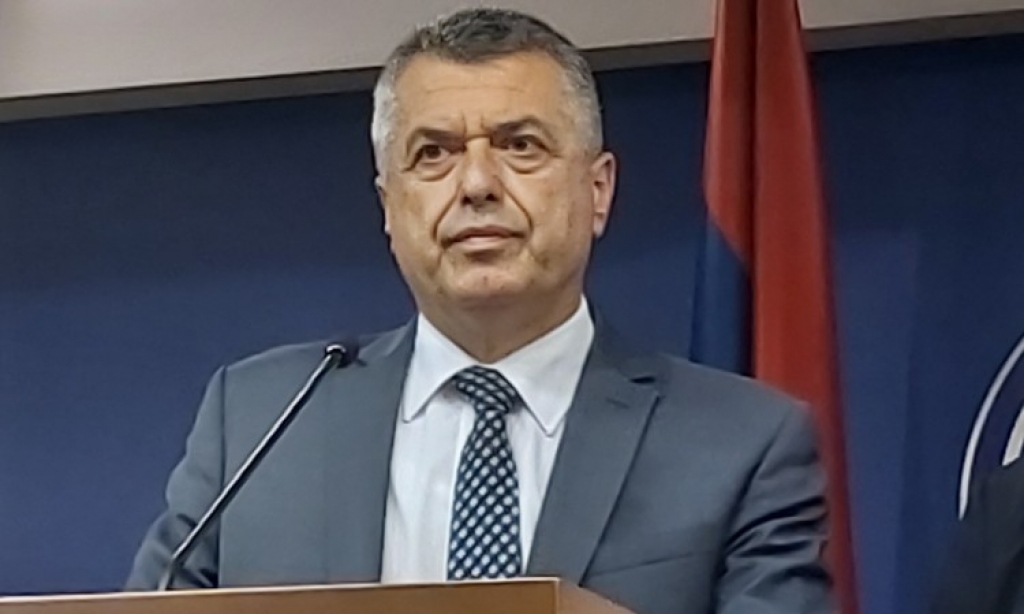 ecca2b63797485ab87cb4135ee96b6f6