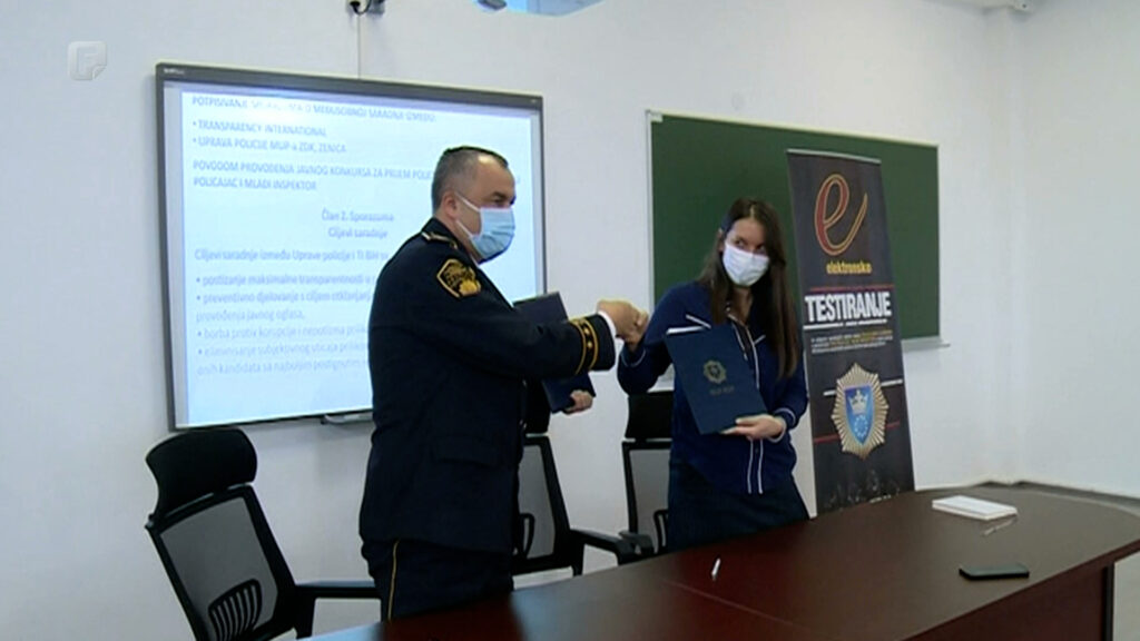 portal hd00 01 48 05still1524 1637262051