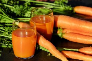 1639210400 carrot juice g9b24b5cb6 1920 750x500 1