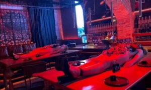 30DF6D83 1A1D 47D8 9051 31BADE0034EE